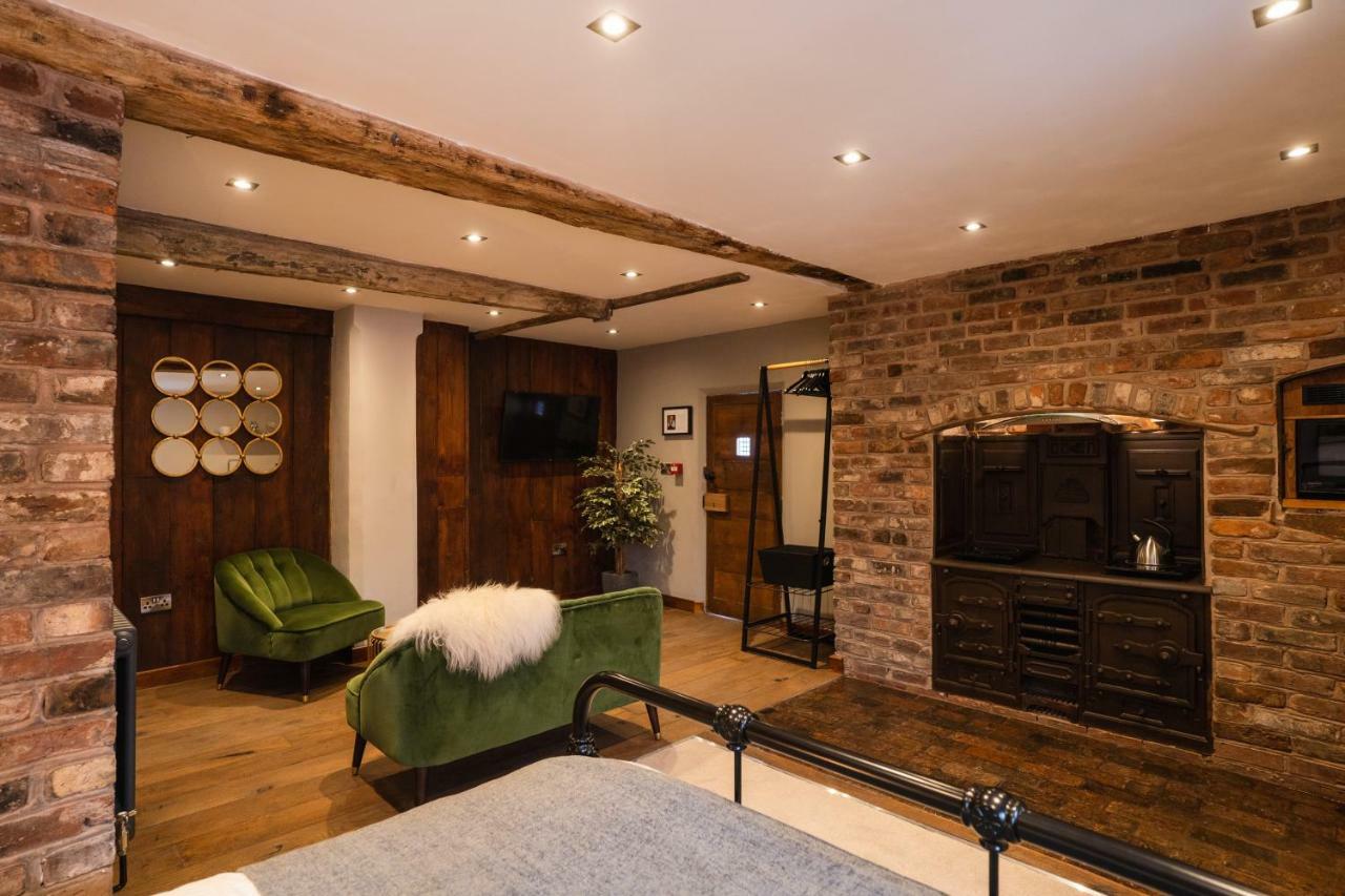 Old Infirmary Aparthotel Worcester Bagian luar foto