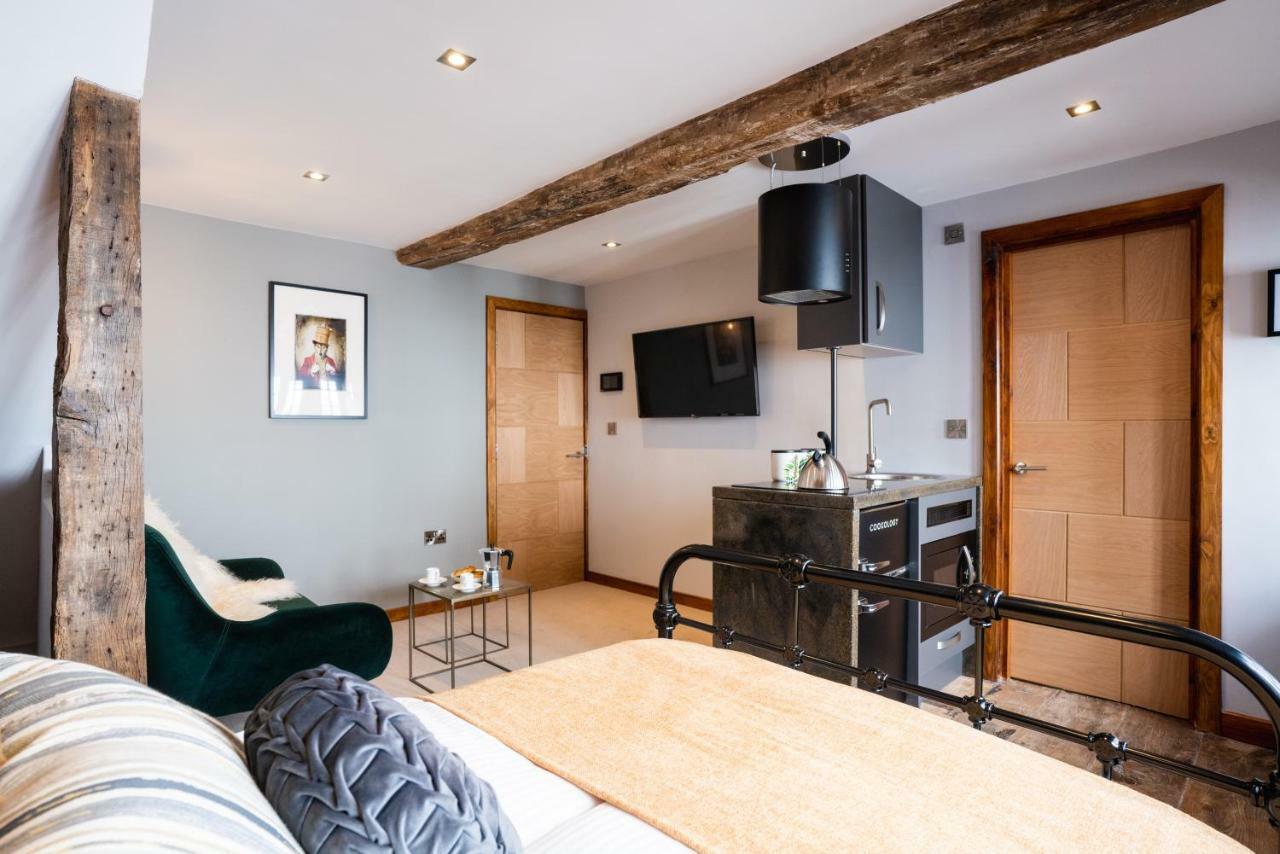 Old Infirmary Aparthotel Worcester Bagian luar foto