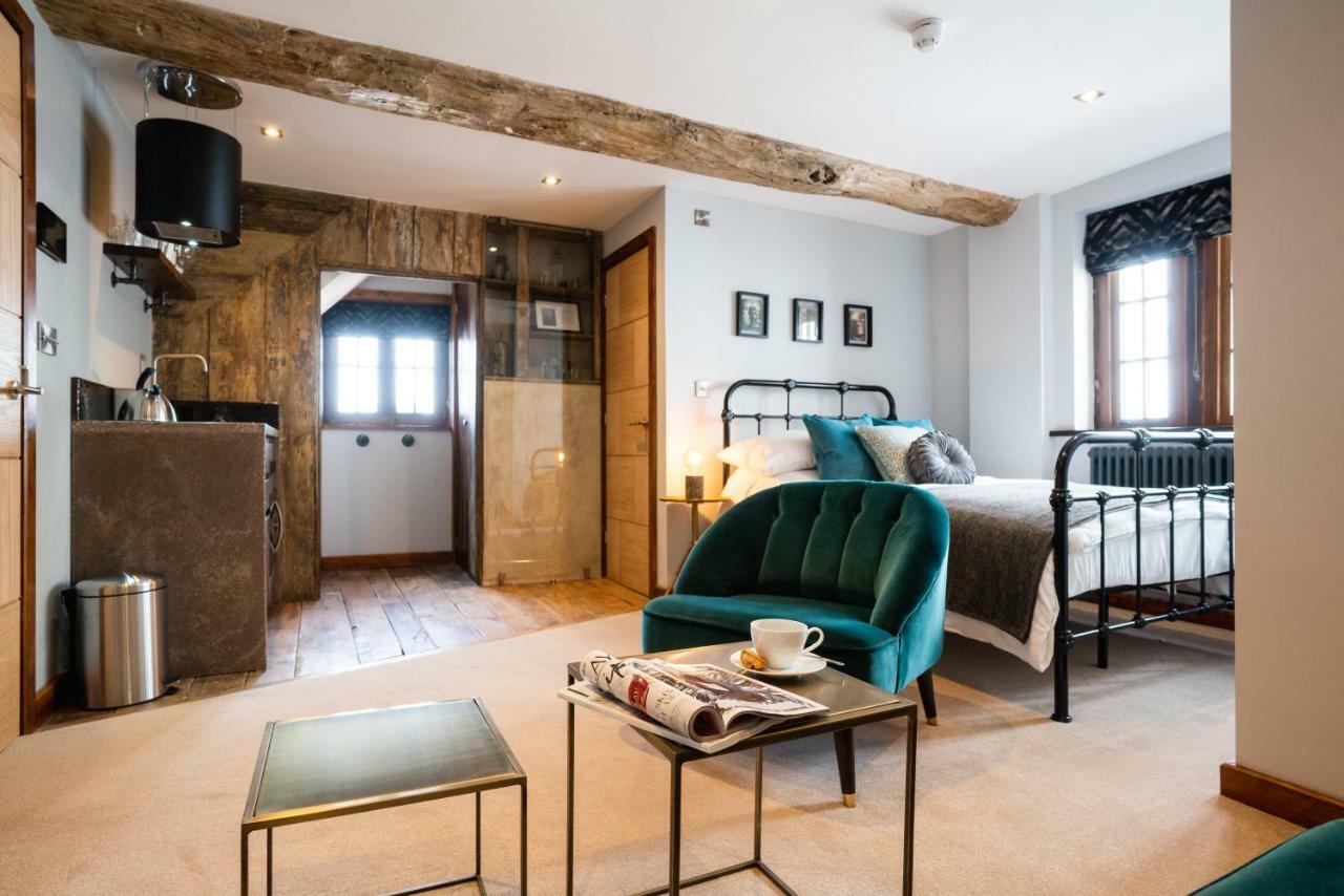 Old Infirmary Aparthotel Worcester Bagian luar foto